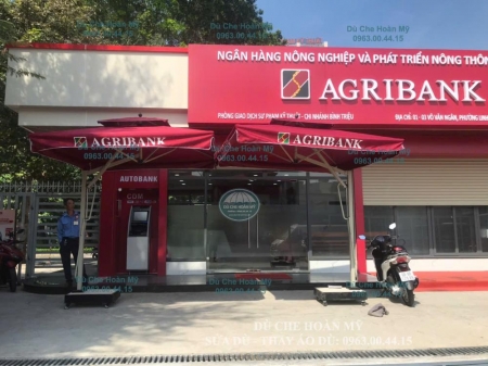 GIAO HÀNG, LẮP ĐẶT  DÙ LỆCH TÂM VUÔNG 2 TẦNG CHO HỆ THỐNG AGRIBANK TẠI TP.HCM